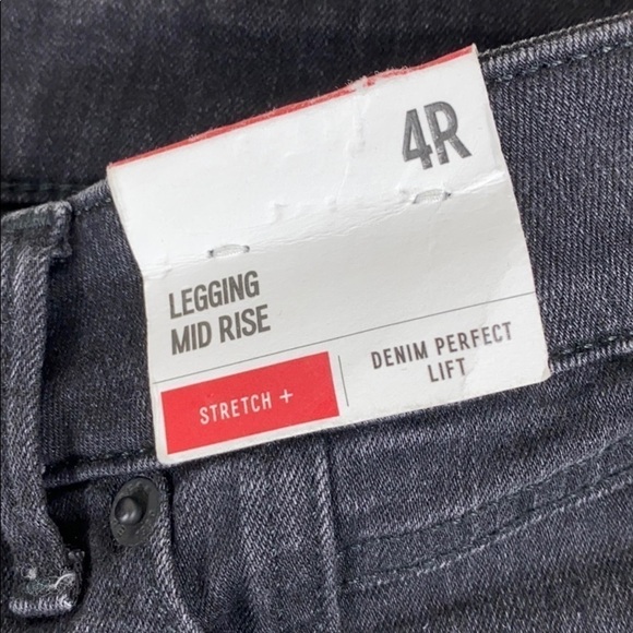 Express Mid Rise Black Legging Skinny Jean - Picture 7 of 10